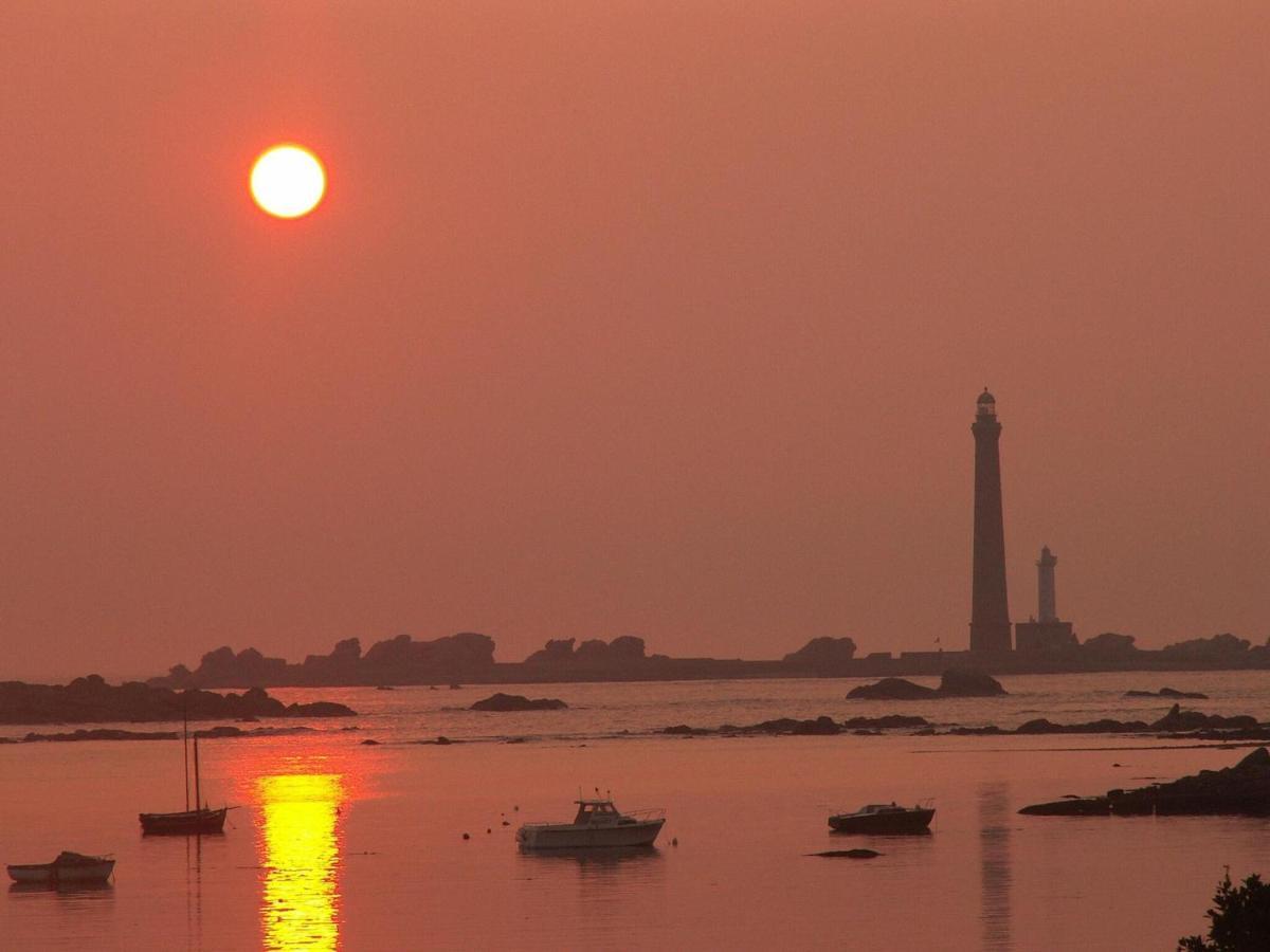 Holiday Home, Plouneour Brignogan Plages Bagian luar foto